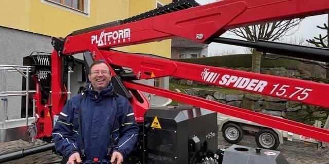 Auslieferung Raupenarbeitsbühne 15.75 Tucek